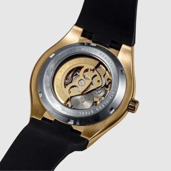 FAMOUS GOLD